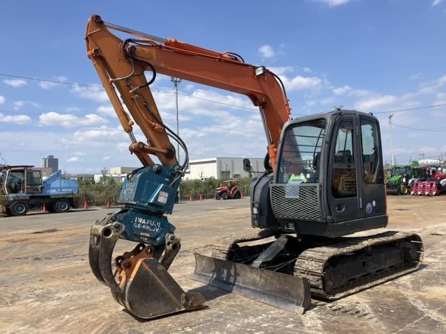 EXCAVATOR — Auction (lot 8451-50026)