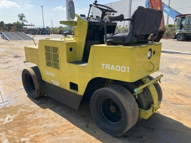 Tire Roller — Auction (lot 8451-50028)