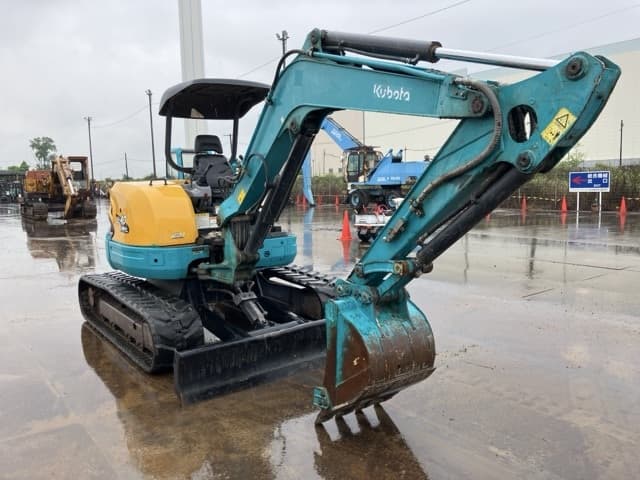 MINI EXCAVATOR — Auction (lot 8451-50034)
