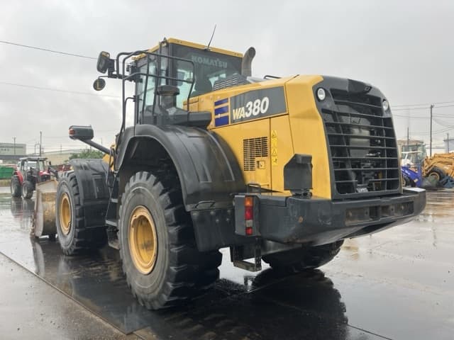 WHEEL LOADER — Auction (lot 8451-50035)