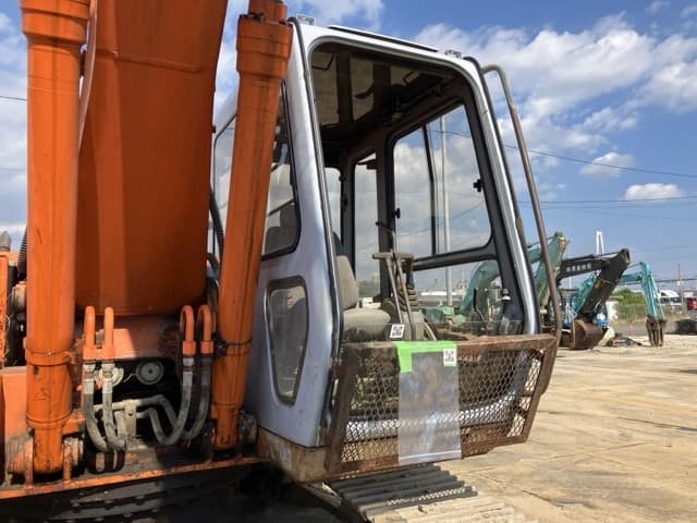EXCAVATOR — Auction (lot 8451-50038)