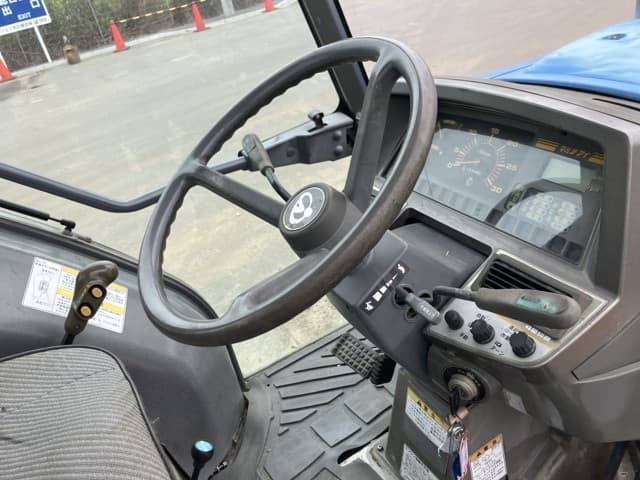 Tractor — Auction (lot 8451-51005)
