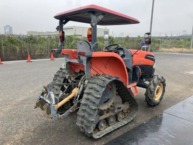 Tractor — Auction (lot 8451-51007)