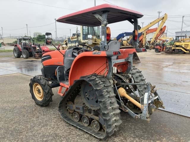 Tractor — Auction (lot 8451-51007)