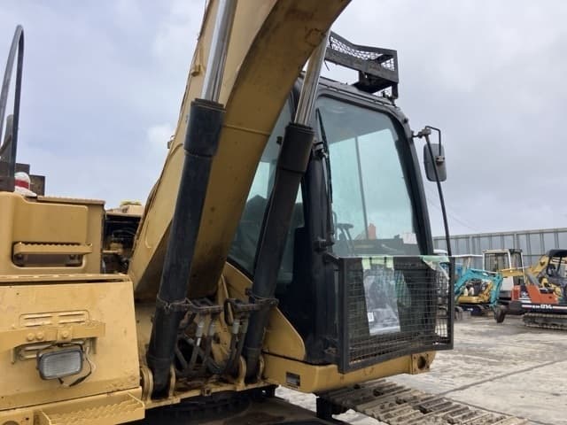 EXCAVATOR — Auction (lot 8451-512)