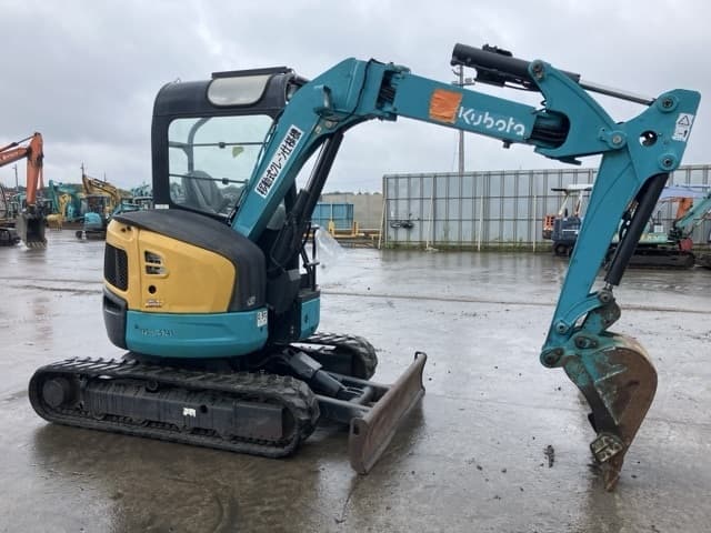 MINI EXCAVATOR — Auction (lot 8451-514)