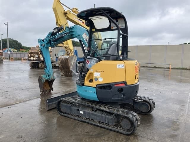 MINI EXCAVATOR — Auction (lot 8451-514)