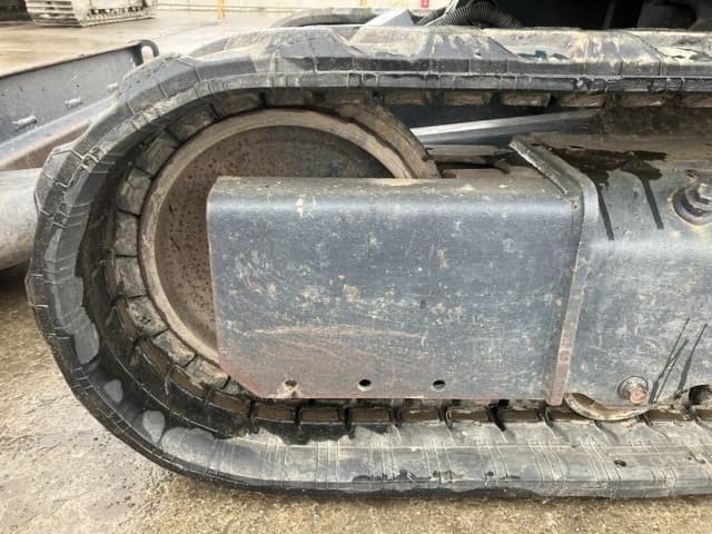 MINI EXCAVATOR — Auction (lot 8451-514)