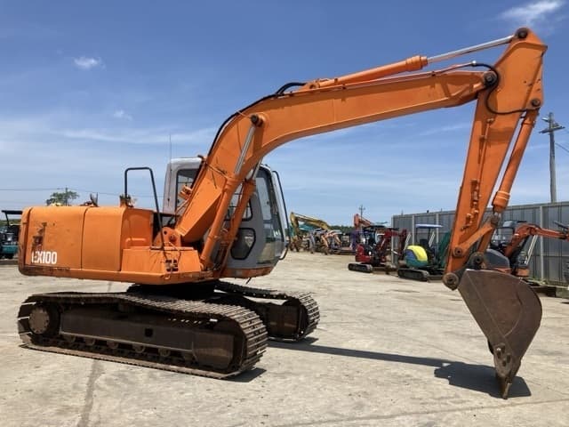 EXCAVATOR — Auction (lot 8451-516)