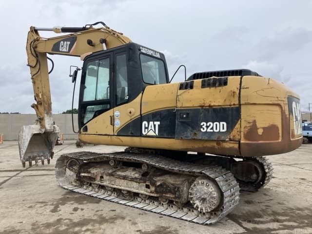 EXCAVATOR — Auction (lot 8451-519)
