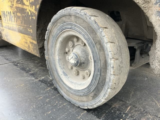 Forklift — Auction (lot 8451-52018)