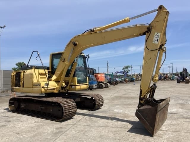 EXCAVATOR — Auction (lot 8451-523)