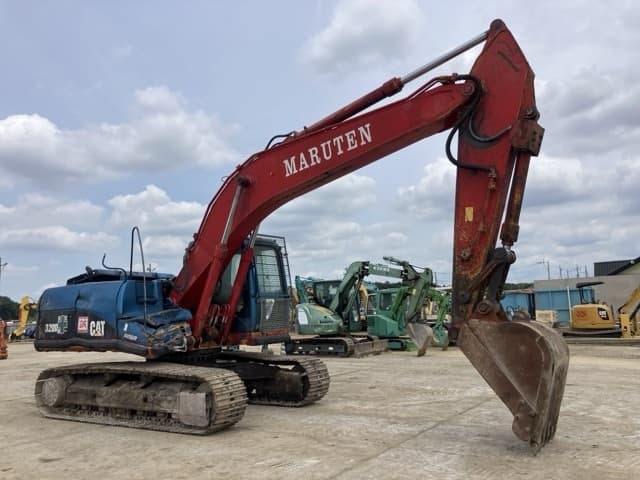 EXCAVATOR — Auction (lot 8451-525)