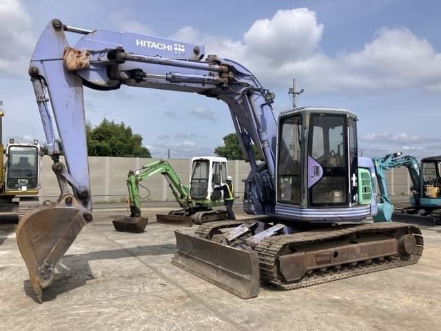 EXCAVATOR — Auction (lot 8451-526)