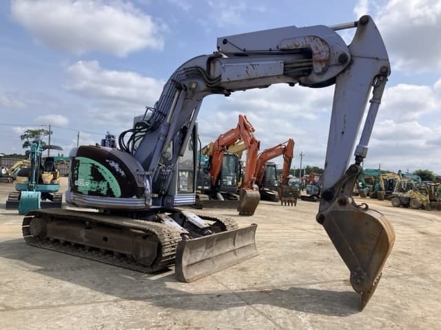 EXCAVATOR — Auction (lot 8451-526)