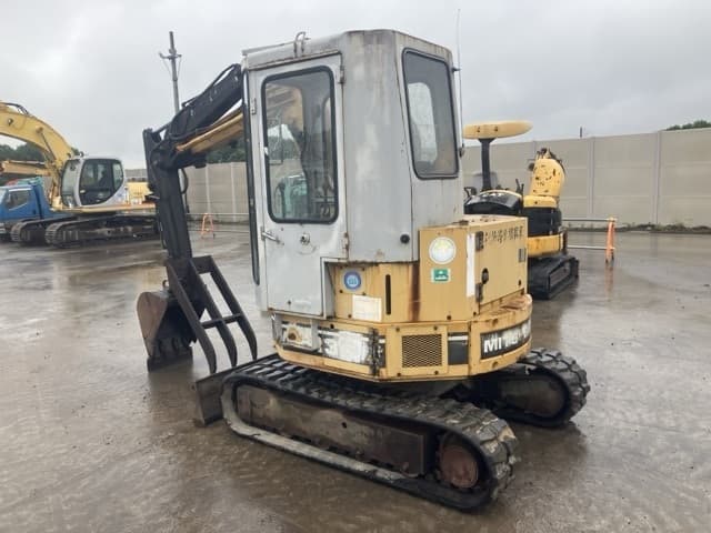 MINI EXCAVATOR — Auction (lot 8451-529)