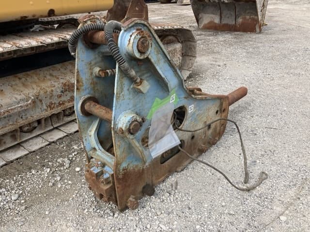 Breaker — Auction (lot 8451-53014)