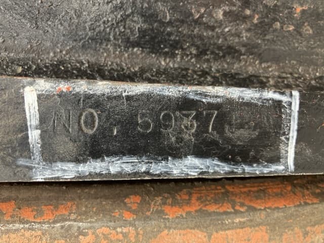 Crusher — Auction (lot 8451-53015)