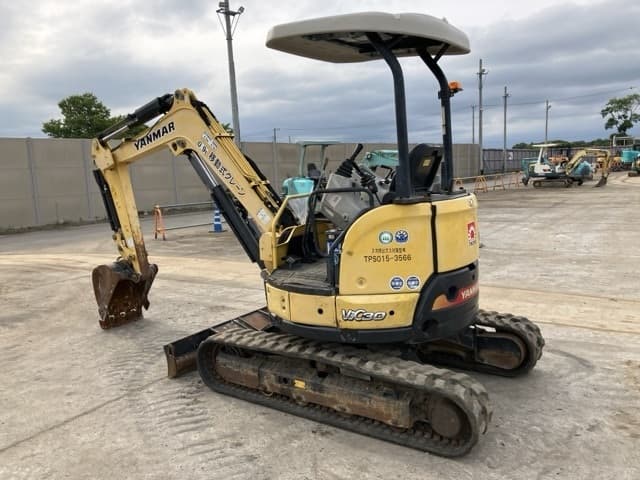 MINI EXCAVATOR — Auction (lot 8451-535)