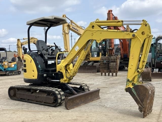 MINI EXCAVATOR — Auction (lot 8451-536)