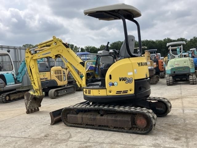 MINI EXCAVATOR — Auction (lot 8451-536)