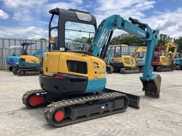 MINI EXCAVATOR — Auction (lot 8451-539)