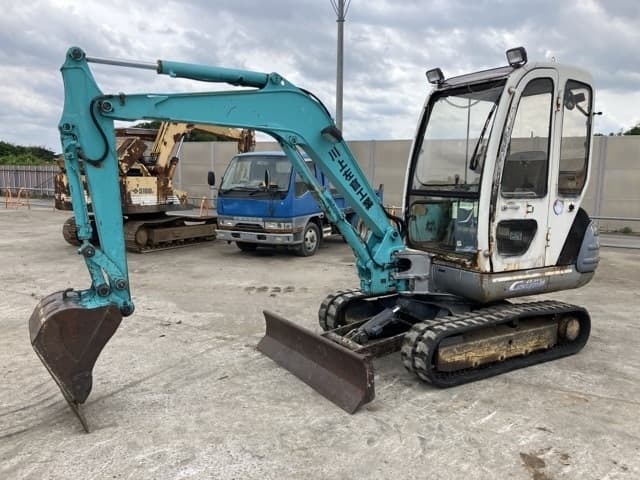 MINI EXCAVATOR — Auction (lot 8451-540)