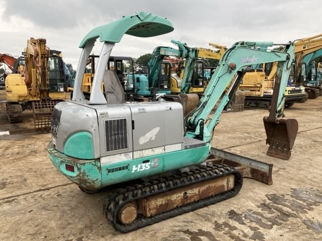 MINI EXCAVATOR — Auction (lot 8451-542)