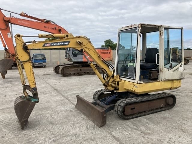 MINI EXCAVATOR — Auction (lot 8451-543)