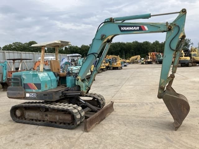 MINI EXCAVATOR — Auction (lot 8451-544)