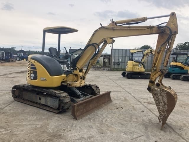 MINI EXCAVATOR — Auction (lot 8451-545)