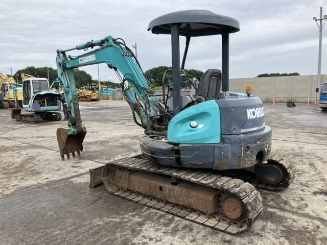 MINI EXCAVATOR — Auction (lot 8451-546)