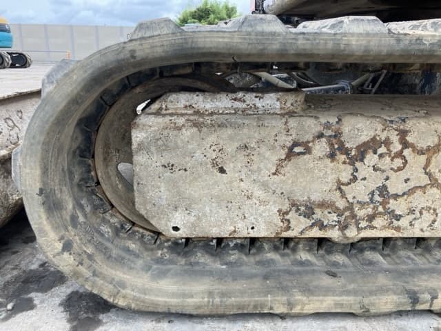 MINI EXCAVATOR — Auction (lot 8451-548)