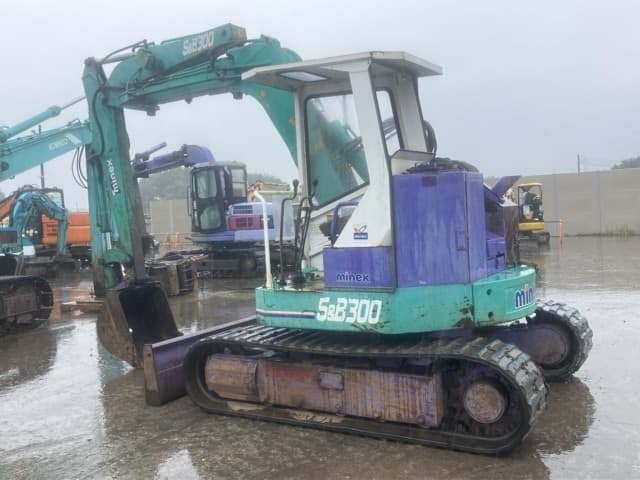 MINI EXCAVATOR — Auction (lot 8451-550)