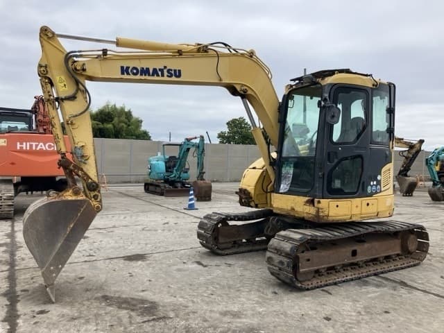 EXCAVATOR — Auction (lot 8451-554)