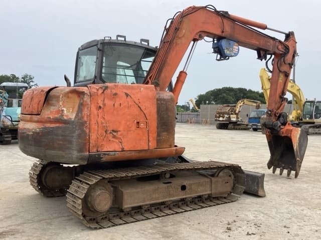 EXCAVATOR — Auction (lot 8451-558)