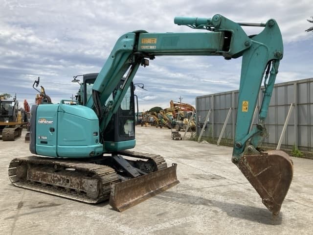 EXCAVATOR — Auction (lot 8451-559)