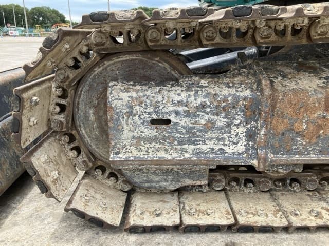 EXCAVATOR — Auction (lot 8451-559)