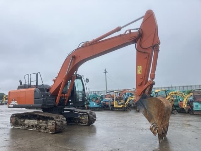 EXCAVATOR — Auction (lot 8451-562)
