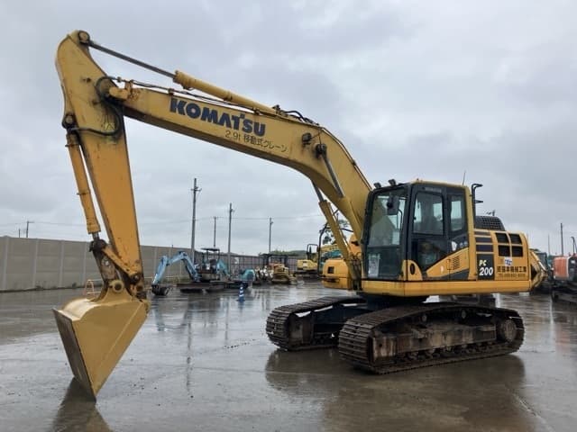 EXCAVATOR — Auction (lot 8451-563)