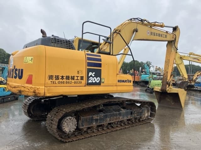 EXCAVATOR — Auction (lot 8451-563)