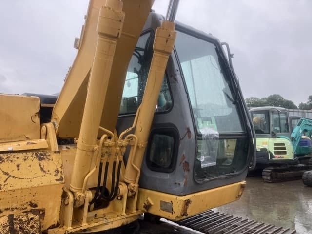 EXCAVATOR — Auction (lot 8451-566)