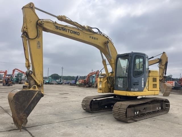 EXCAVATOR — Auction (lot 8451-567)