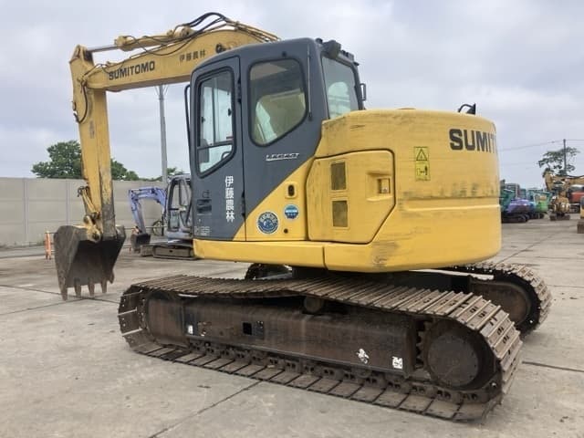 EXCAVATOR — Auction (lot 8451-567)
