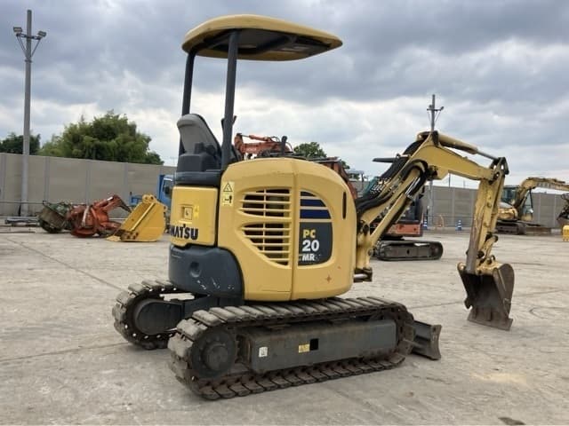 MINI EXCAVATOR — Auction (lot 8451-572)