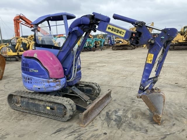 MINI EXCAVATOR — Auction (lot 8451-573)