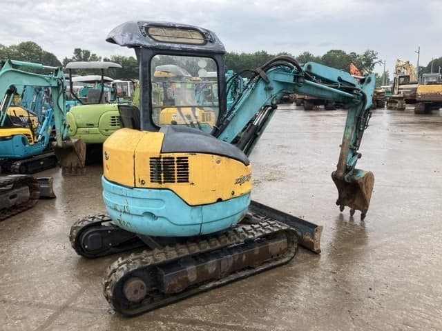MINI EXCAVATOR — Auction (lot 8451-574)