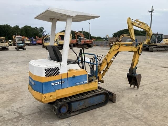 MINI EXCAVATOR — Auction (lot 8451-576)