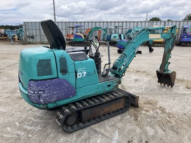 MINI EXCAVATOR — Auction (lot 8451-577)