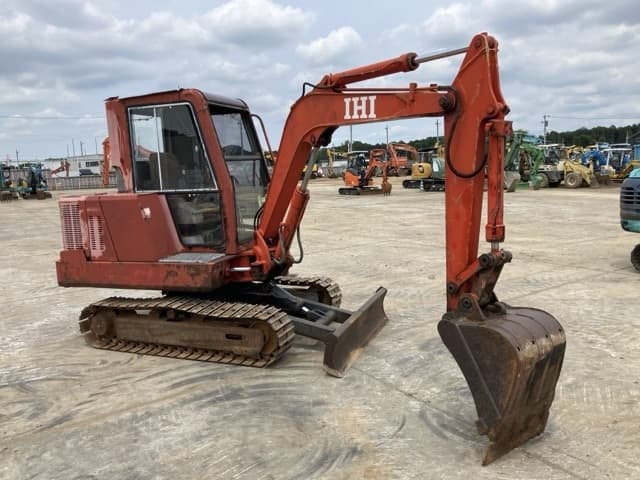 MINI EXCAVATOR — Auction (lot 8451-581)